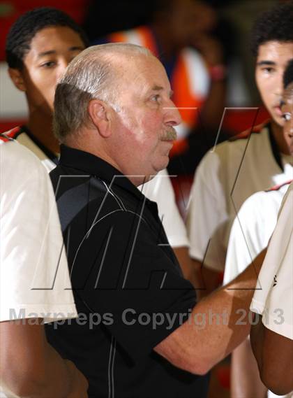 Thumbnail 1 in Dominguez vs. Westchester (Pacific Shores Tournament) photogallery.