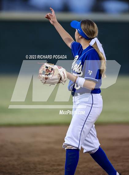 Thumbnail 2 in Clovis @ Clovis North photogallery.