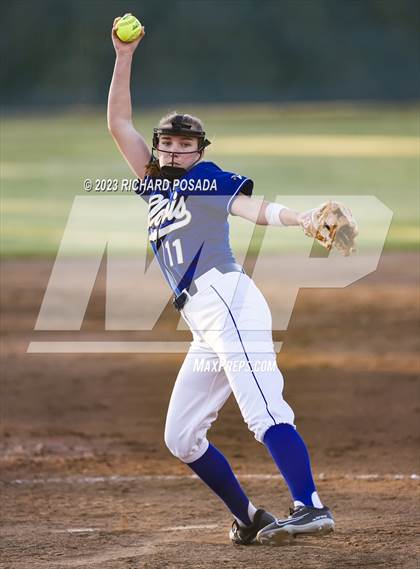 Thumbnail 1 in Clovis @ Clovis North photogallery.