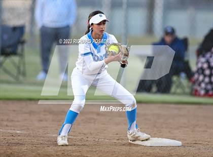 Thumbnail 2 in Clovis @ Clovis North photogallery.