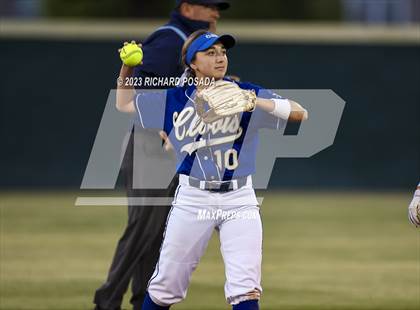 Thumbnail 1 in Clovis @ Clovis North photogallery.