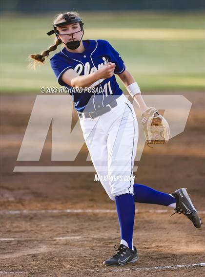 Thumbnail 2 in Clovis @ Clovis North photogallery.