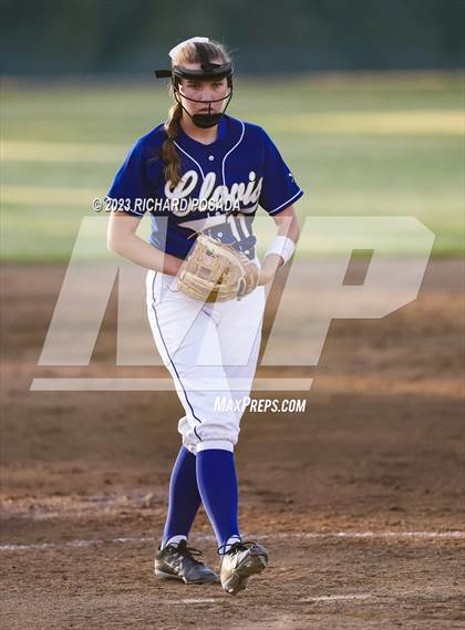 Thumbnail 2 in Clovis @ Clovis North photogallery.