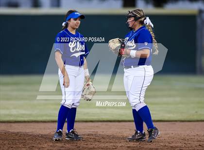 Thumbnail 1 in Clovis @ Clovis North photogallery.