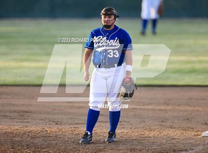 Thumbnail 1 in Clovis @ Clovis North photogallery.