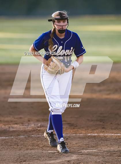 Thumbnail 1 in Clovis @ Clovis North photogallery.