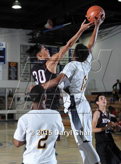 Thumbnail 1 in Nipomo vs. Antioch (MaxPreps Holiday Classic) photogallery.