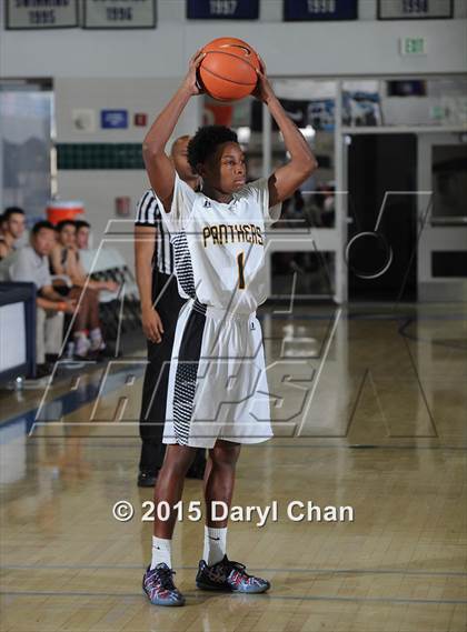Thumbnail 1 in Nipomo vs. Antioch (MaxPreps Holiday Classic) photogallery.