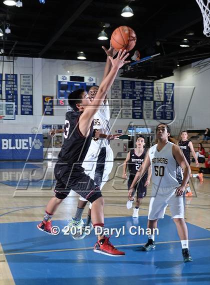 Thumbnail 2 in Nipomo vs. Antioch (MaxPreps Holiday Classic) photogallery.