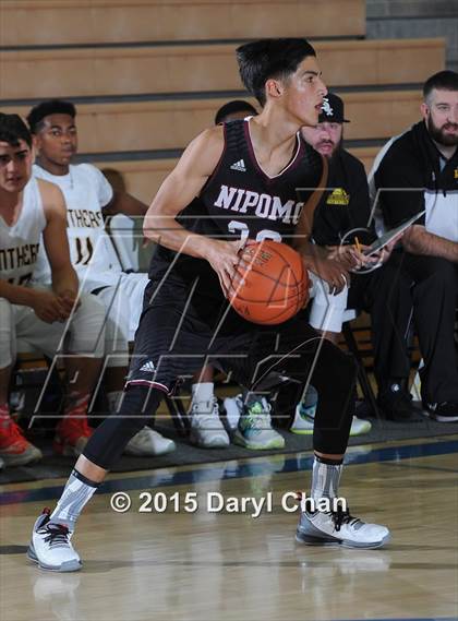 Thumbnail 3 in Nipomo vs. Antioch (MaxPreps Holiday Classic) photogallery.