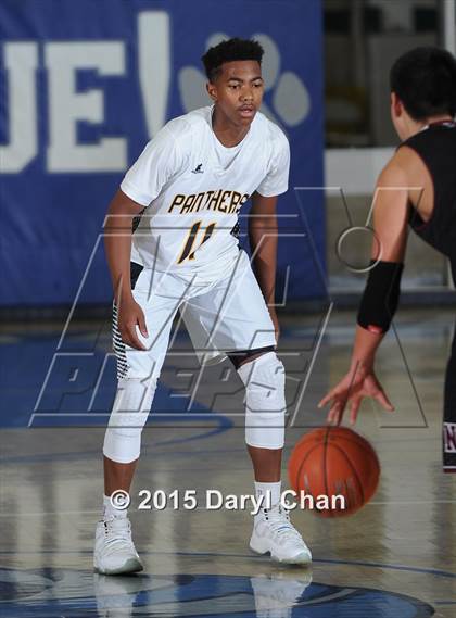 Thumbnail 3 in Nipomo vs. Antioch (MaxPreps Holiday Classic) photogallery.