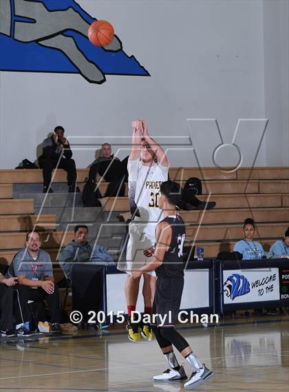 Thumbnail 2 in Nipomo vs. Antioch (MaxPreps Holiday Classic) photogallery.