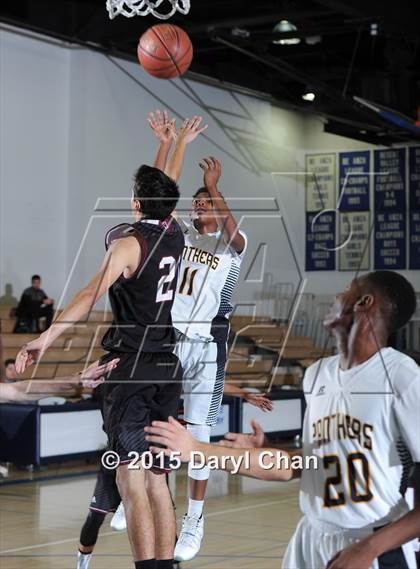Thumbnail 3 in Nipomo vs. Antioch (MaxPreps Holiday Classic) photogallery.