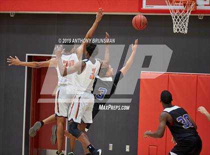 Thumbnail 1 in Grant vs. Cosumnes Oaks (Cordova Christmas Classic) photogallery.