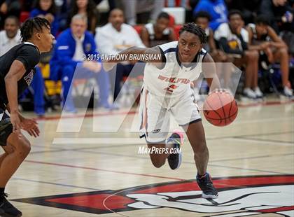 Thumbnail 1 in Grant vs. Cosumnes Oaks (Cordova Christmas Classic) photogallery.