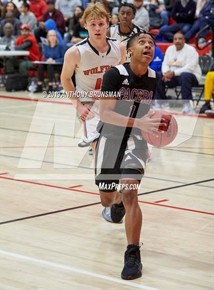 Thumbnail 1 in Grant vs. Cosumnes Oaks (Cordova Christmas Classic) photogallery.