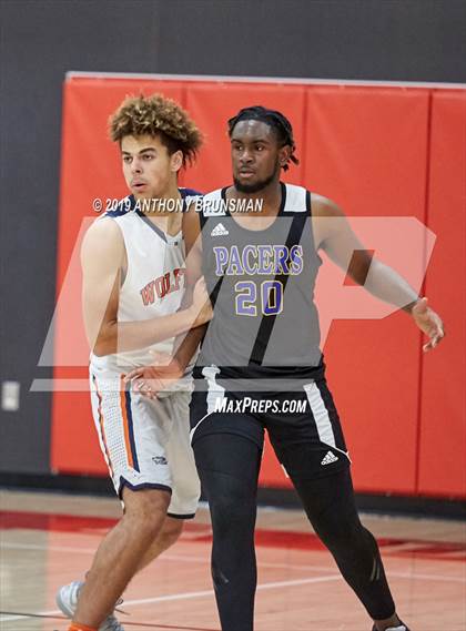 Thumbnail 1 in Grant vs. Cosumnes Oaks (Cordova Christmas Classic) photogallery.