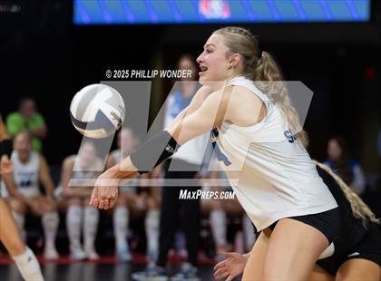 Thumbnail 3 in Lincoln Southwest vs Papillion-LaVista South (NSAA Class A Quarterfinal) photogallery.