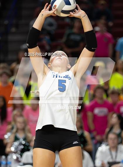Thumbnail 3 in Lincoln Southwest vs Papillion-LaVista South (NSAA Class A Quarterfinal) photogallery.