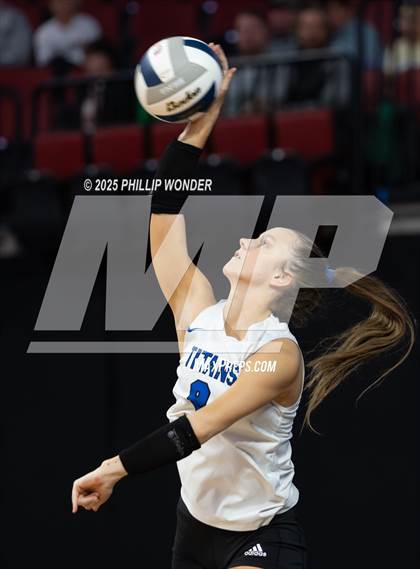 Thumbnail 2 in Lincoln Southwest vs Papillion-LaVista South (NSAA Class A Quarterfinal) photogallery.