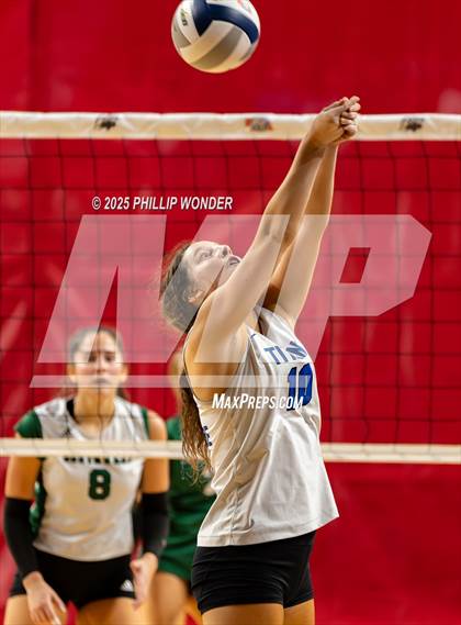 Thumbnail 3 in Lincoln Southwest vs Papillion-LaVista South (NSAA Class A Quarterfinal) photogallery.