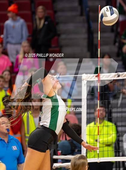 Thumbnail 2 in Lincoln Southwest vs Papillion-LaVista South (NSAA Class A Quarterfinal) photogallery.