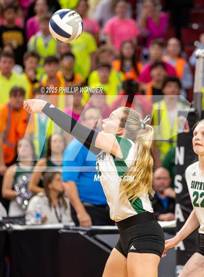 Thumbnail 2 in Lincoln Southwest vs Papillion-LaVista South (NSAA Class A Quarterfinal) photogallery.