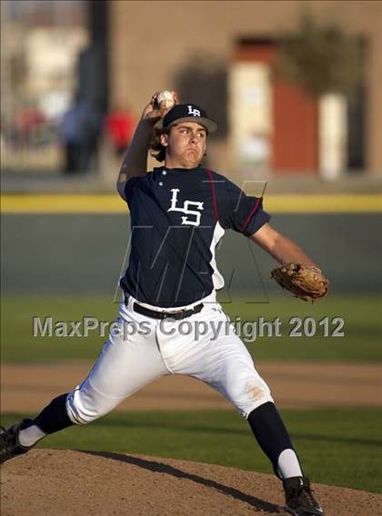 Thumbnail 3 in La Sierra @ Citrus Valley photogallery.