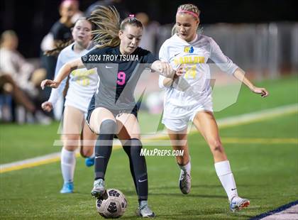 Thumbnail 1 in Barlow @ Lake Oswego photogallery.