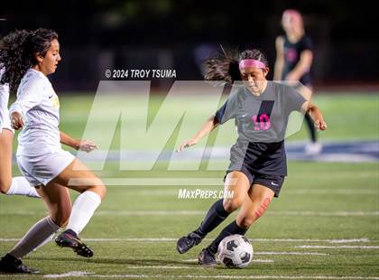 Thumbnail 2 in Barlow @ Lake Oswego photogallery.
