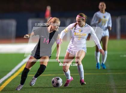 Thumbnail 2 in Barlow @ Lake Oswego photogallery.