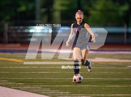 Thumbnail 1 in Barlow @ Lake Oswego photogallery.