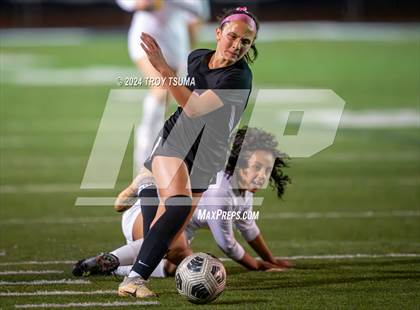 Thumbnail 2 in Barlow @ Lake Oswego photogallery.