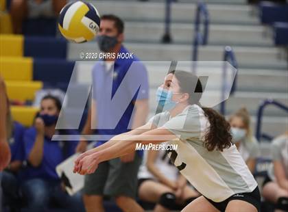 Thumbnail 2 in Buena @ Flowing Wells photogallery.