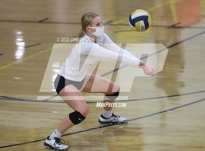 Thumbnail 3 in Buena @ Flowing Wells photogallery.