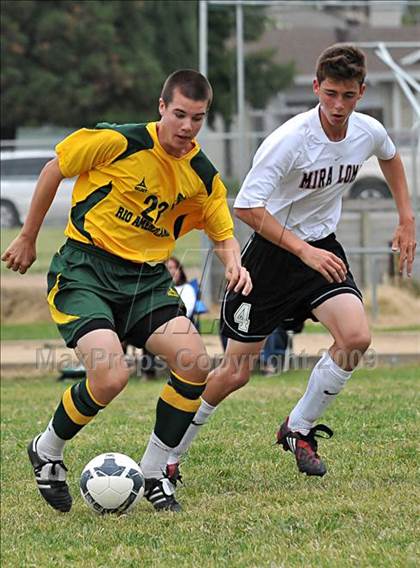 Thumbnail 1 in Rio Americano @ Mira Loma photogallery.