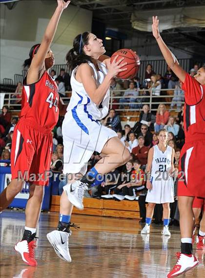 Thumbnail 3 in Regis Jesuit @ Highlands Ranch photogallery.
