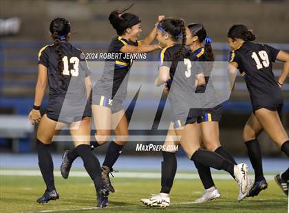 Thumbnail 3 in Kahuku @ Kaiser photogallery.