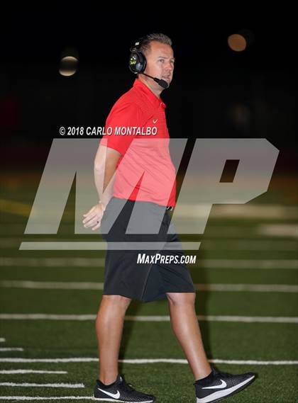 Thumbnail 2 in Charter Oak vs. Glendora photogallery.