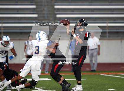 Thumbnail 3 in Charter Oak vs. Glendora photogallery.