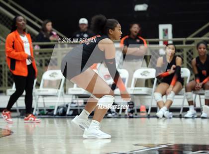 Thumbnail 3 in Caddo Mills vs. Lancaster photogallery.