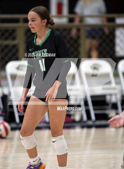 Thumbnail 2 in Caddo Mills vs. Lancaster photogallery.