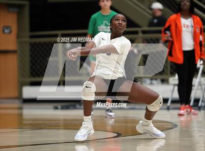 Thumbnail 1 in Caddo Mills vs. Lancaster photogallery.
