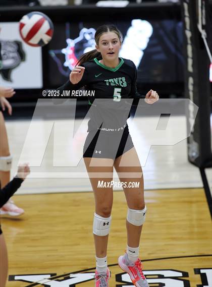 Thumbnail 2 in Caddo Mills vs. Lancaster photogallery.