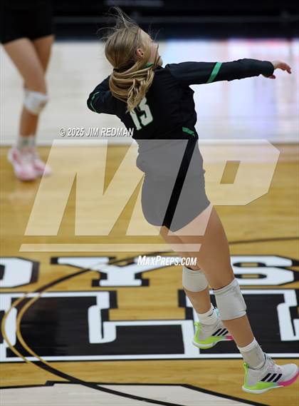 Thumbnail 2 in Caddo Mills vs. Lancaster photogallery.