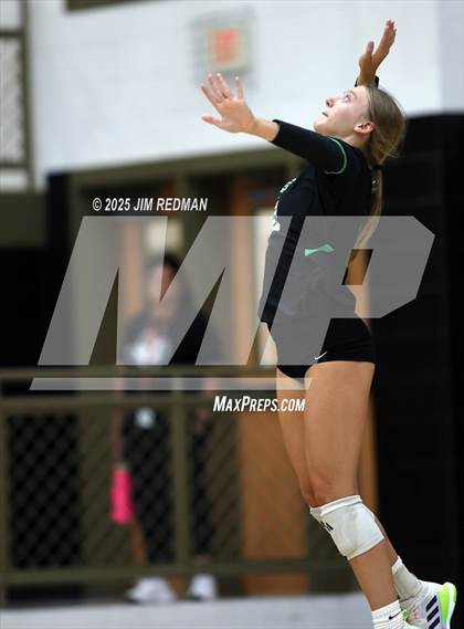 Thumbnail 1 in Caddo Mills vs. Lancaster photogallery.