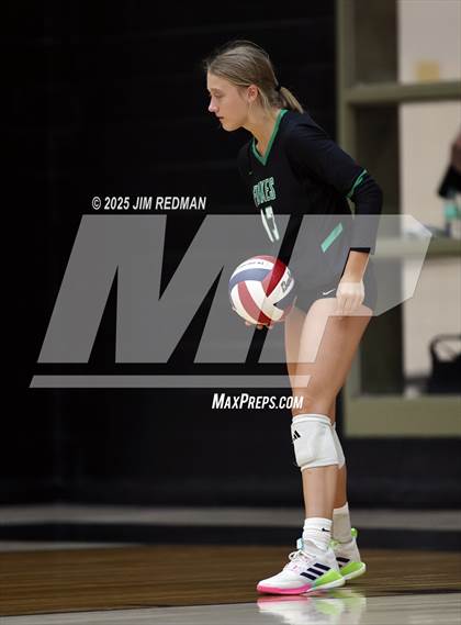 Thumbnail 1 in Caddo Mills vs. Lancaster photogallery.