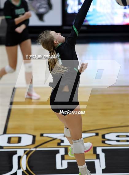 Thumbnail 1 in Caddo Mills vs. Lancaster photogallery.