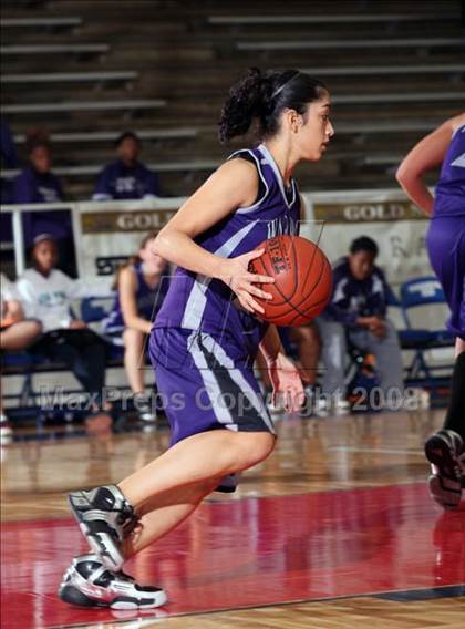 Thumbnail 2 in Warren vs. Channelview (McDonald's Texas Invitational) photogallery.