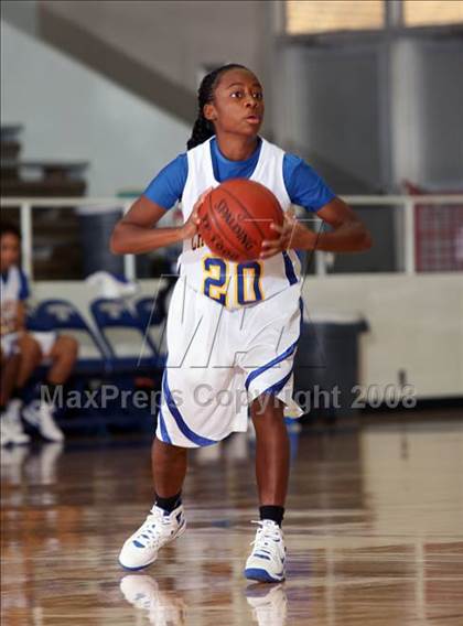 Thumbnail 2 in Warren vs. Channelview (McDonald's Texas Invitational) photogallery.